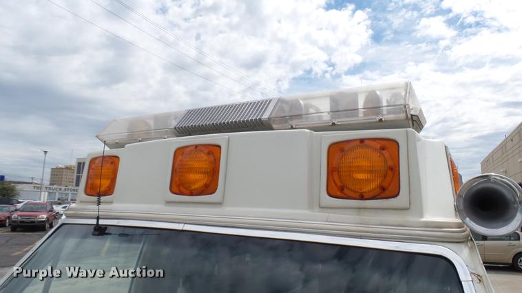 image for item DA7891 1984 Ford Econoline E350 Super Collins ambulance
