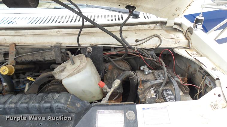 image for item DA7891 1984 Ford Econoline E350 Super Collins ambulance