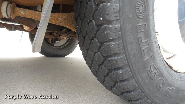 image for item DA7891 1984 Ford Econoline E350 Super Collins ambulance