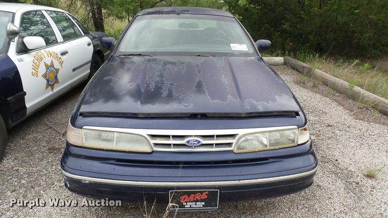 image for item DA7893 1996 Ford Crown Victoria Police Interceptor
