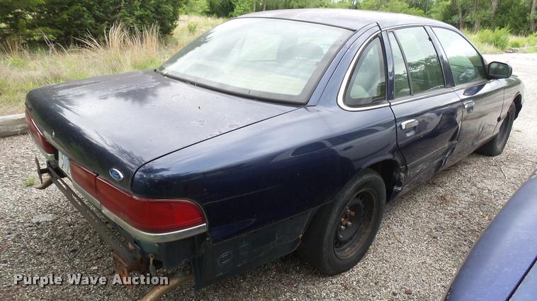 image for item DA7893 1996 Ford Crown Victoria Police Interceptor