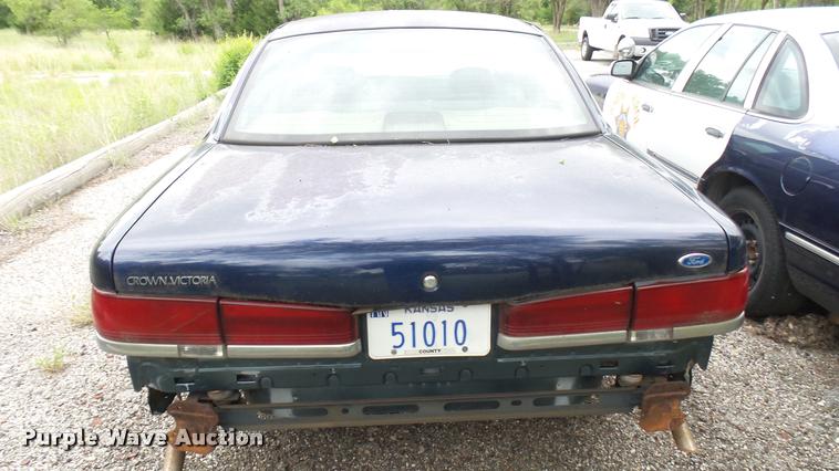 image for item DA7893 1996 Ford Crown Victoria Police Interceptor
