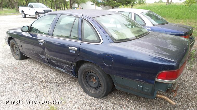 image for item DA7893 1996 Ford Crown Victoria Police Interceptor
