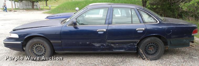 image for item DA7893 1996 Ford Crown Victoria Police Interceptor