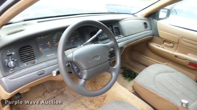 image for item DA7893 1996 Ford Crown Victoria Police Interceptor