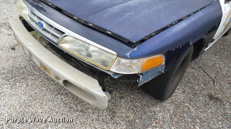 image for item DA7894 1997 Ford Crown Victoria Police Interceptor