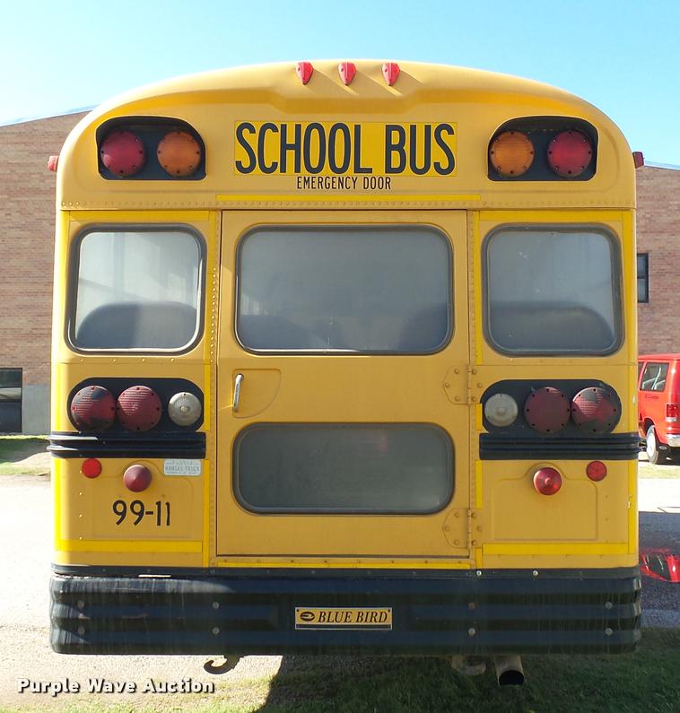 image for item DA7900 2000 Freightliner FS65 school bus