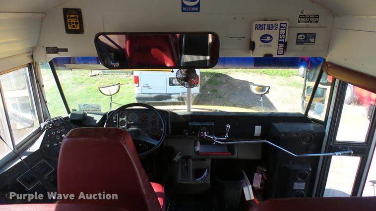 image for item DA7900 2000 Freightliner FS65 school bus