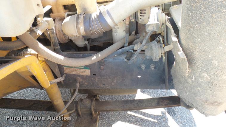 image for item DA7900 2000 Freightliner FS65 school bus