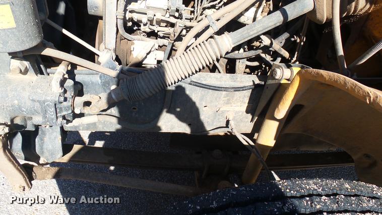 image for item DA7900 2000 Freightliner FS65 school bus