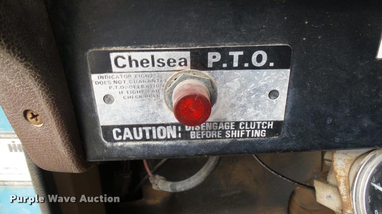 image for item DA7912 1983 International vacuum truck