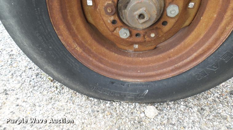 image for item DA7913 Massey-Ferguson 270 tractor