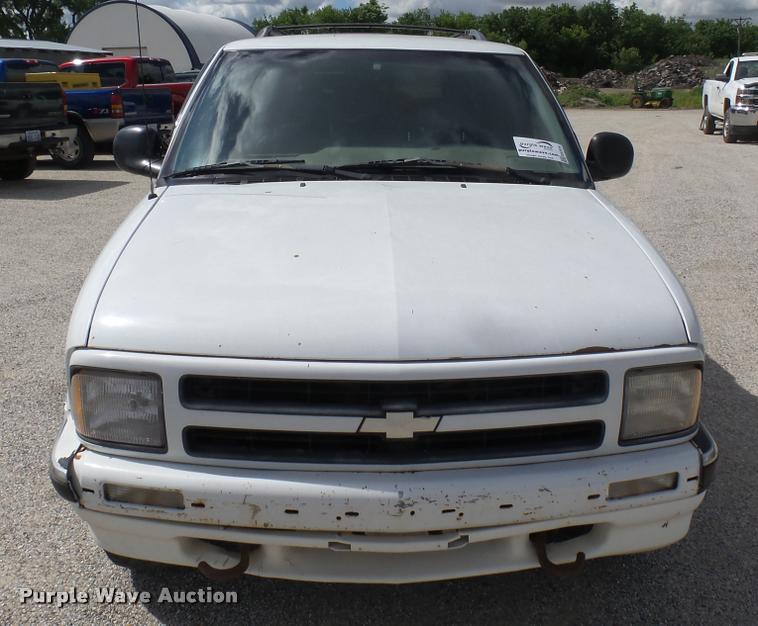 image for item DA7914 1997 Chevrolet Blazer SUV