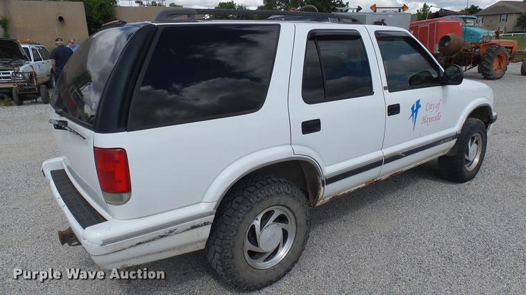 image for item DA7914 1997 Chevrolet Blazer SUV