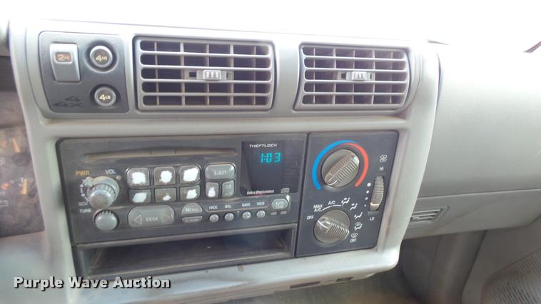 image for item DA7914 1997 Chevrolet Blazer SUV