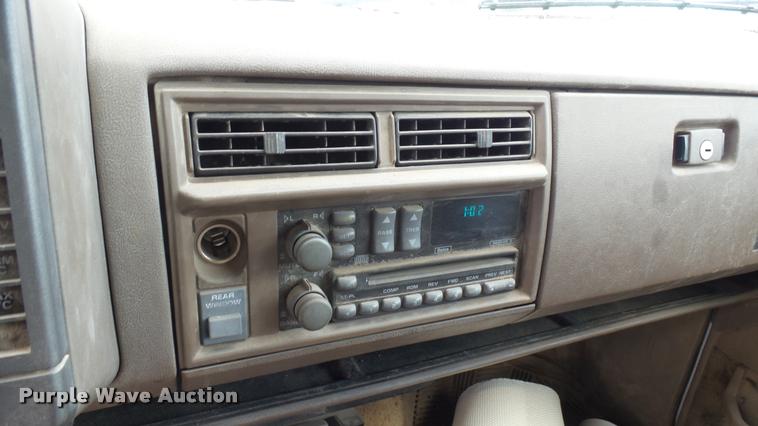 image for item DA7915 1993 Chevrolet S10 Blazer SUV