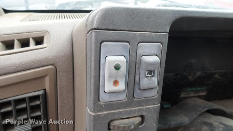 image for item DA7915 1993 Chevrolet S10 Blazer SUV