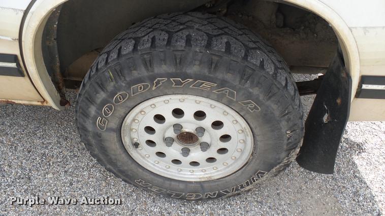 image for item DA7915 1993 Chevrolet S10 Blazer SUV