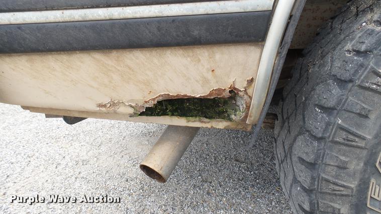 image for item DA7915 1993 Chevrolet S10 Blazer SUV