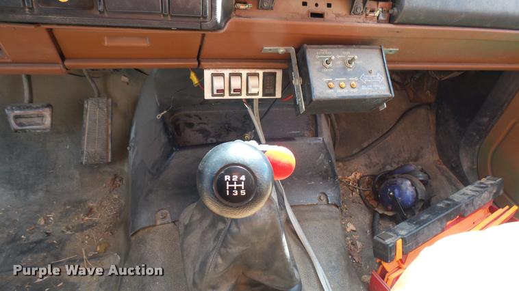 image for item DA7920 1992 GMC TopKick sewer jetter truck