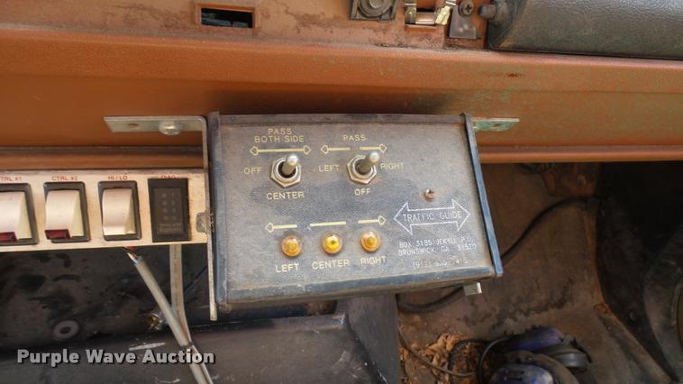 image for item DA7920 1992 GMC TopKick sewer jetter truck