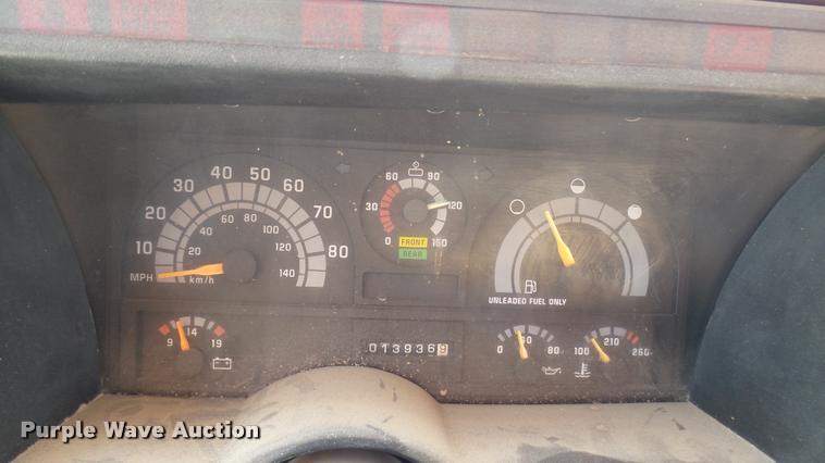 image for item DA7920 1992 GMC TopKick sewer jetter truck