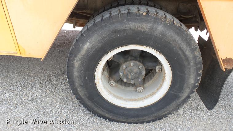 image for item DA7920 1992 GMC TopKick sewer jetter truck