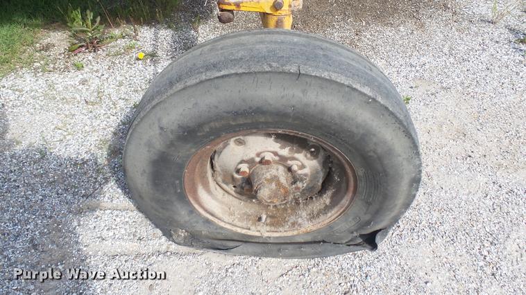 image for item DA7926 John Deere JD302 tractor