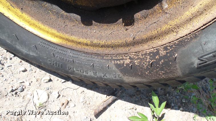 image for item DA7928 John Deere 955 lawn mower