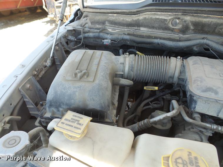 image for item DA8069 2005 Dodge Ram 1500 Quad Cab pickup truck