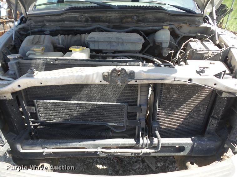 image for item DA8069 2005 Dodge Ram 1500 Quad Cab pickup truck