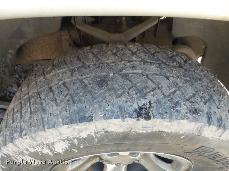 image for item DA8069 2005 Dodge Ram 1500 Quad Cab pickup truck