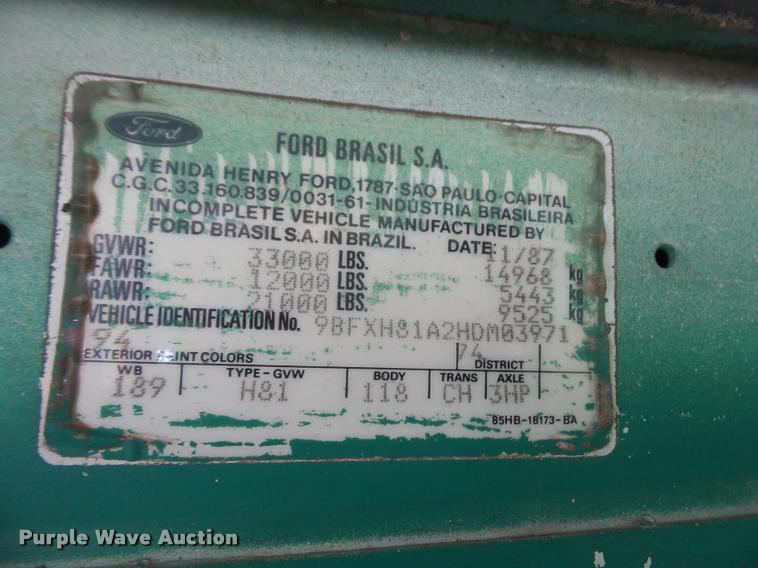 image for item DA8084 1987 Ford Cargo 8000 truck cab and chassis