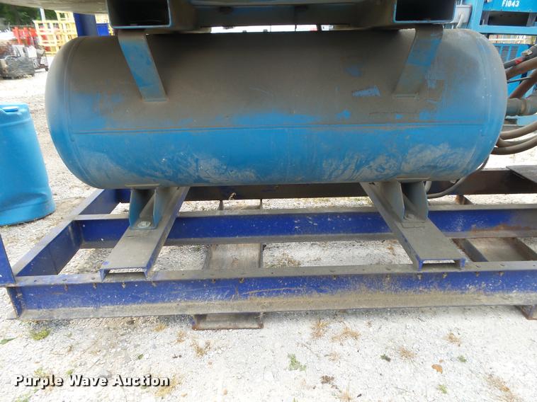 image for item DA9190 1999 Quincy QMT30ACA32SF air compressor