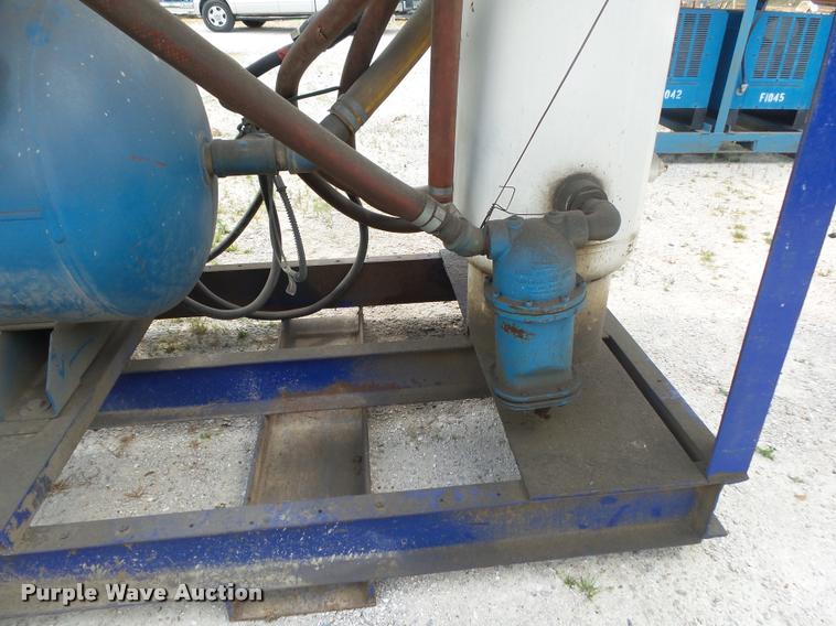 image for item DA9190 1999 Quincy QMT30ACA32SF air compressor