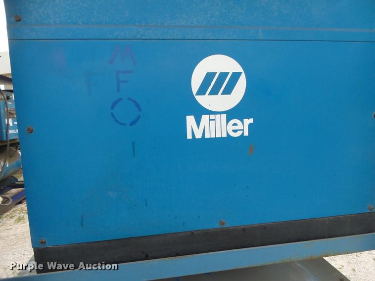 image for item DA9192 Miller SRH444 welder