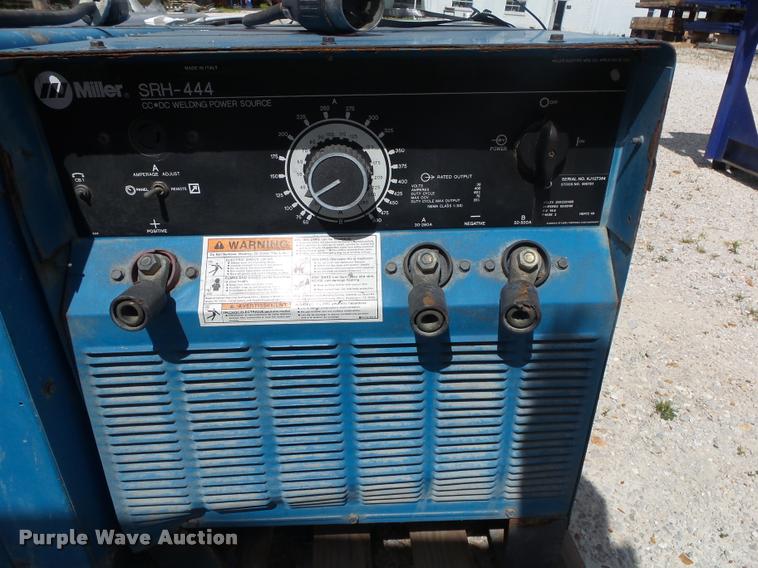 image for item DA9198 Miller SRH444 welder