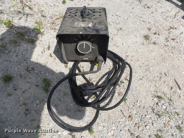 image for item DA9198 Miller SRH444 welder