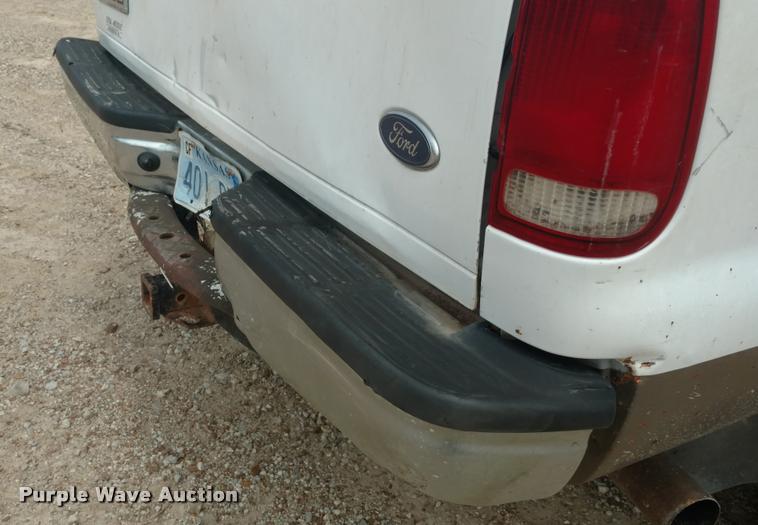 image for item DB0971 2006 Ford F350 Super Duty Lariat Crew Cab pickup truck