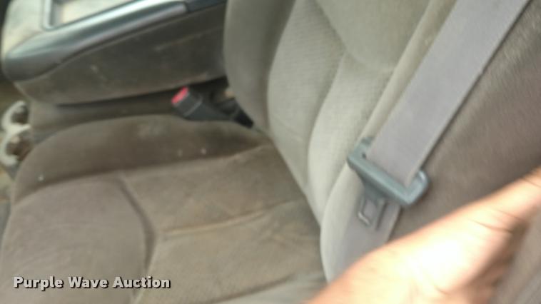 image for item DB0972 2006 Chevrolet Silverado 1500 Ext. Cab pickup truck