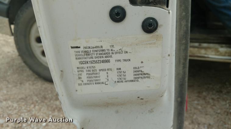 image for item DB0972 2006 Chevrolet Silverado 1500 Ext. Cab pickup truck