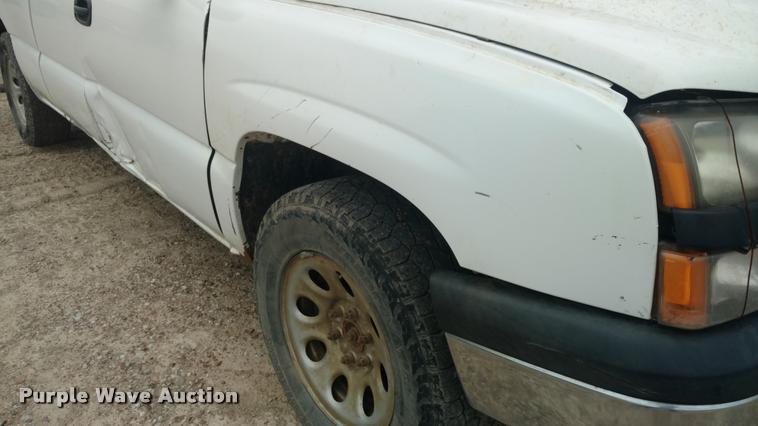 image for item DB0972 2006 Chevrolet Silverado 1500 Ext. Cab pickup truck