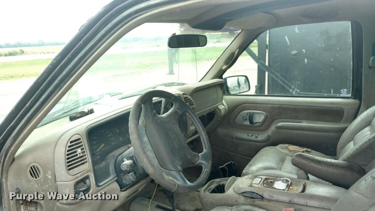 image for item DB0973 1997 GMC Sierra 1500 Ext. Cab pickup truck