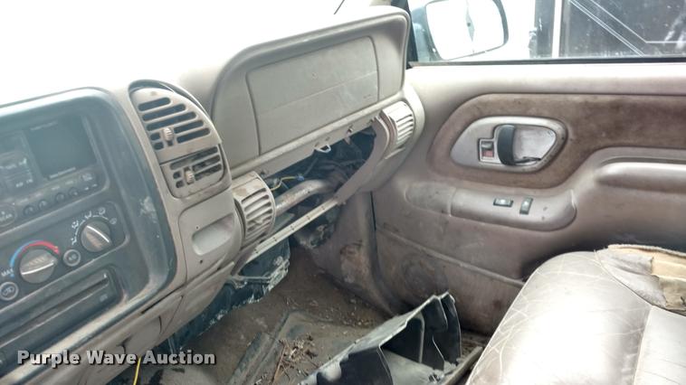 image for item DB0973 1997 GMC Sierra 1500 Ext. Cab pickup truck