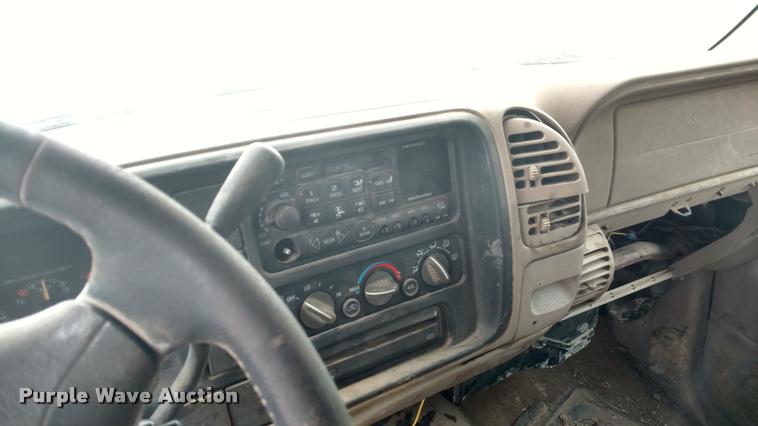 image for item DB0973 1997 GMC Sierra 1500 Ext. Cab pickup truck