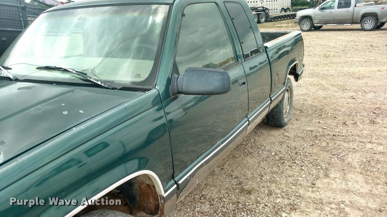 image for item DB0973 1997 GMC Sierra 1500 Ext. Cab pickup truck