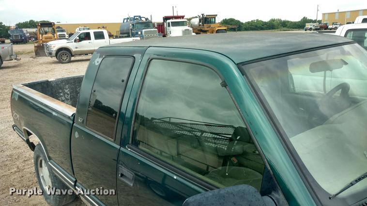 image for item DB0973 1997 GMC Sierra 1500 Ext. Cab pickup truck