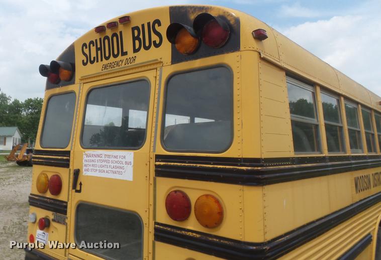 image for item DB0980 1995 International 3800 school bus