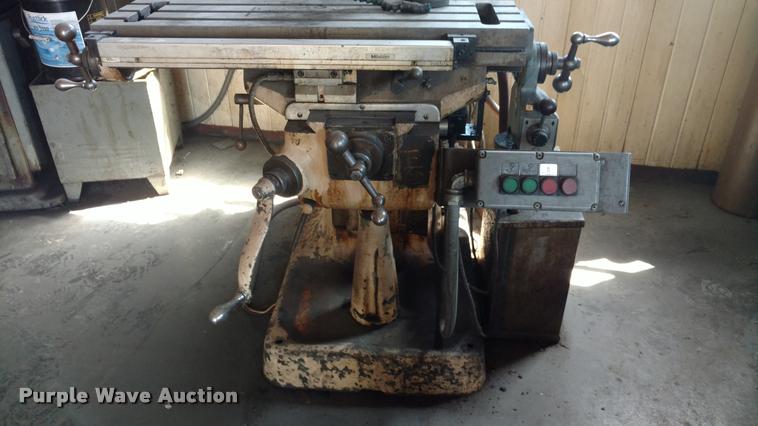 image for item DB0995 1970 Bridgeport SK180HJ204A drill press