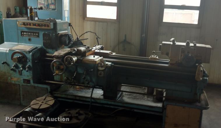 image for item DB0996 1973 American Wyle Company lathe